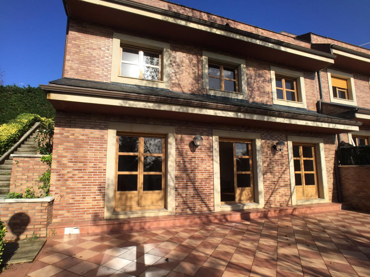 Imagen 2 Casa Pareada en venta en Donostia-San Sebastián / Barrio de Egia, Donostia