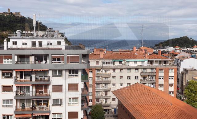 Imagen 4 Inmueble 299966 - Piso en venta en Donostia-San Sebastián / Antiguo, San Sebastian