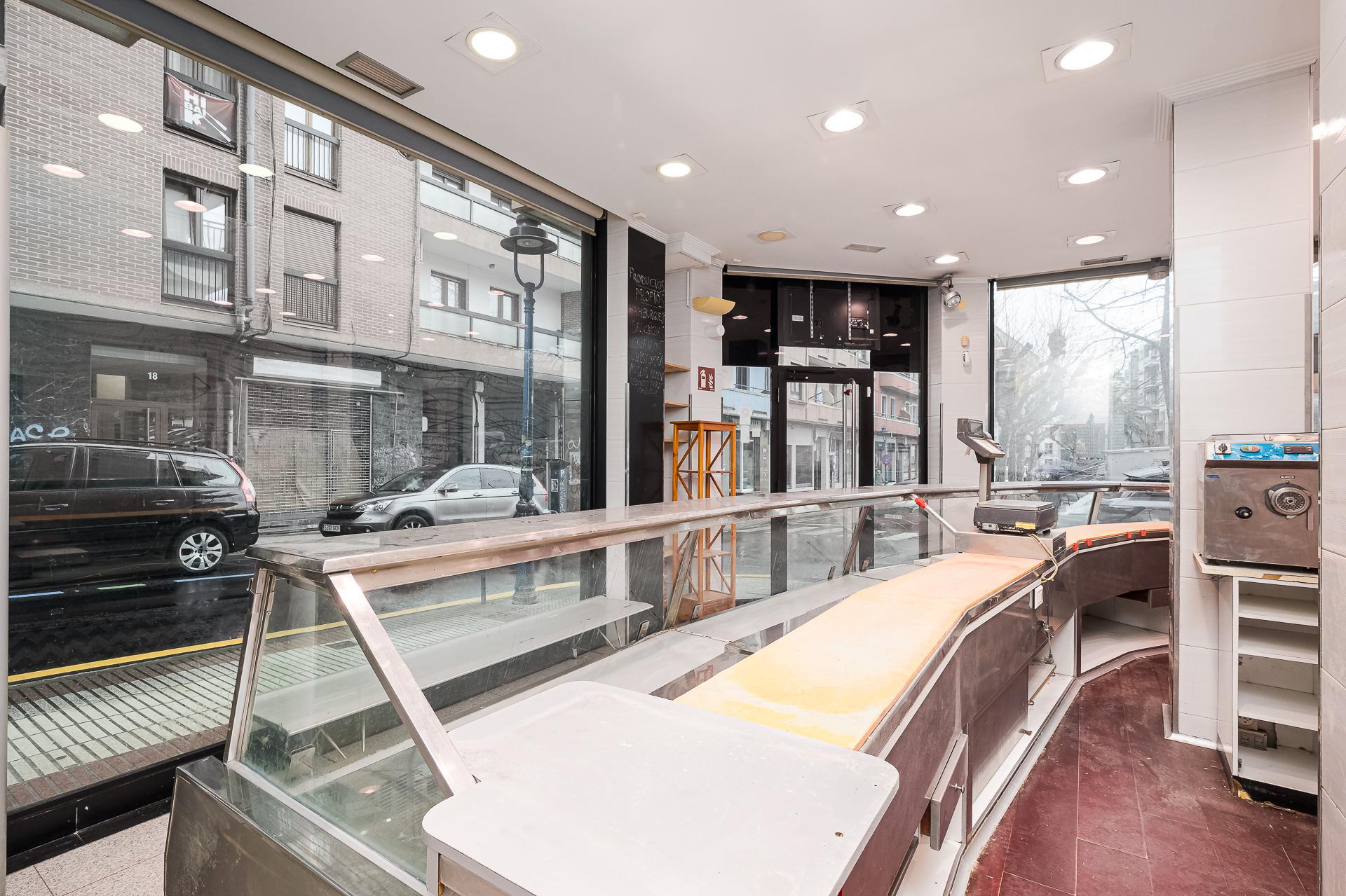 Imagen 4 Local Comercial en venta en Errenteria / Renteria, Gipuzkoa