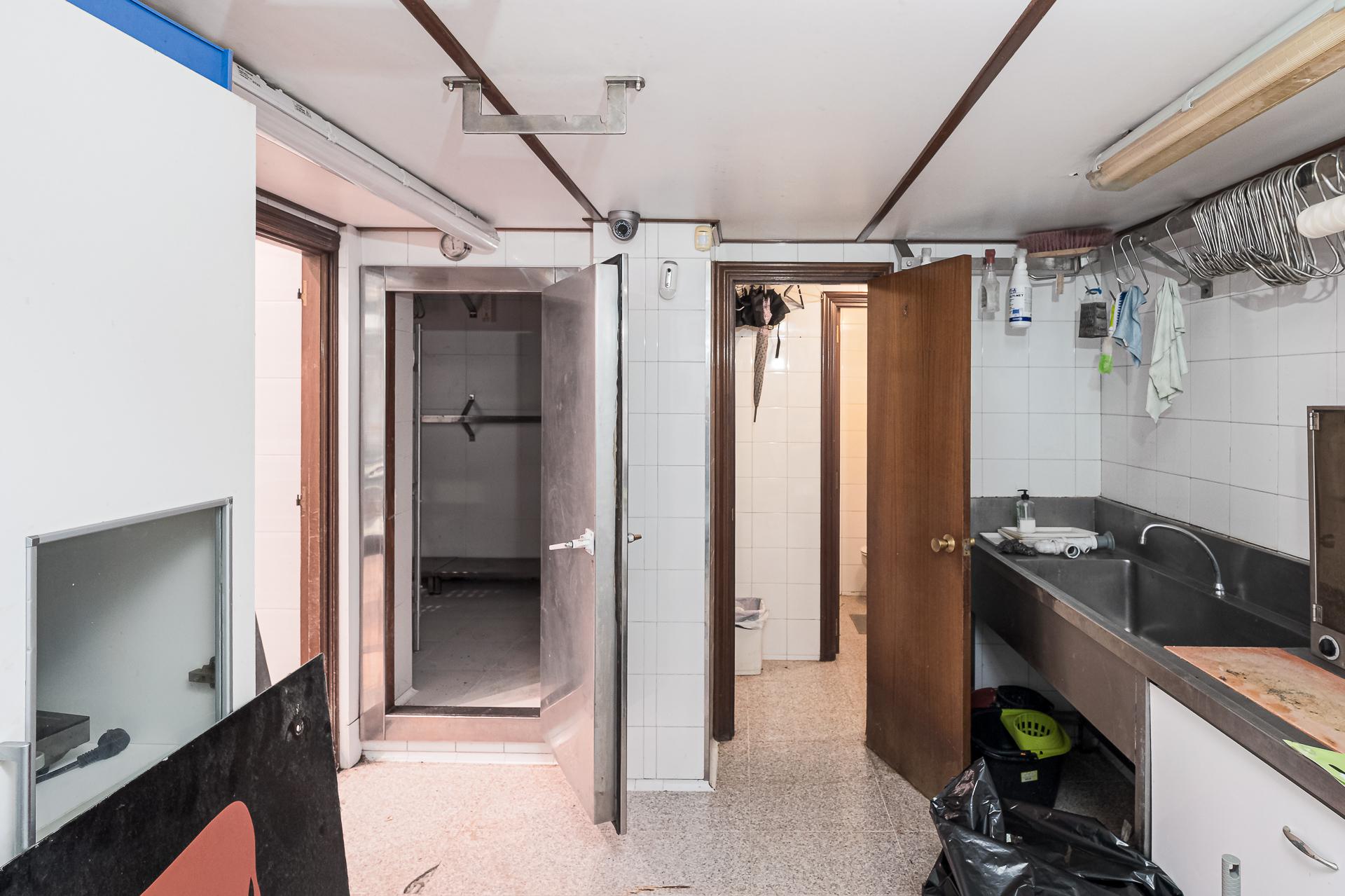 Imagen 10 Local Comercial en venta en Errenteria / Renteria, Gipuzkoa