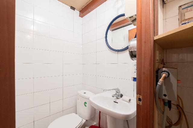 Imagen 18 Inmueble 300299 - Local Comercial en venta en Errenteria / Renteria, Gipuzkoa