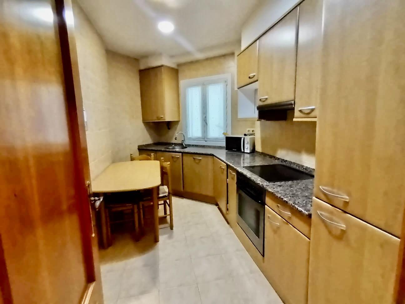 Imagen 7 Piso en alquiler en Donostia-San Sebastián / Calle Bergara, centro