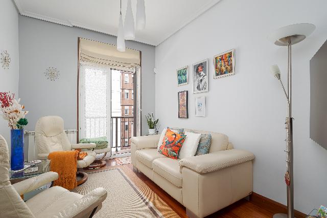 Imagen 2 Inmueble 301998 - Piso en venta en Donostia-San Sebastián / Barrio de Egia, Donostia
