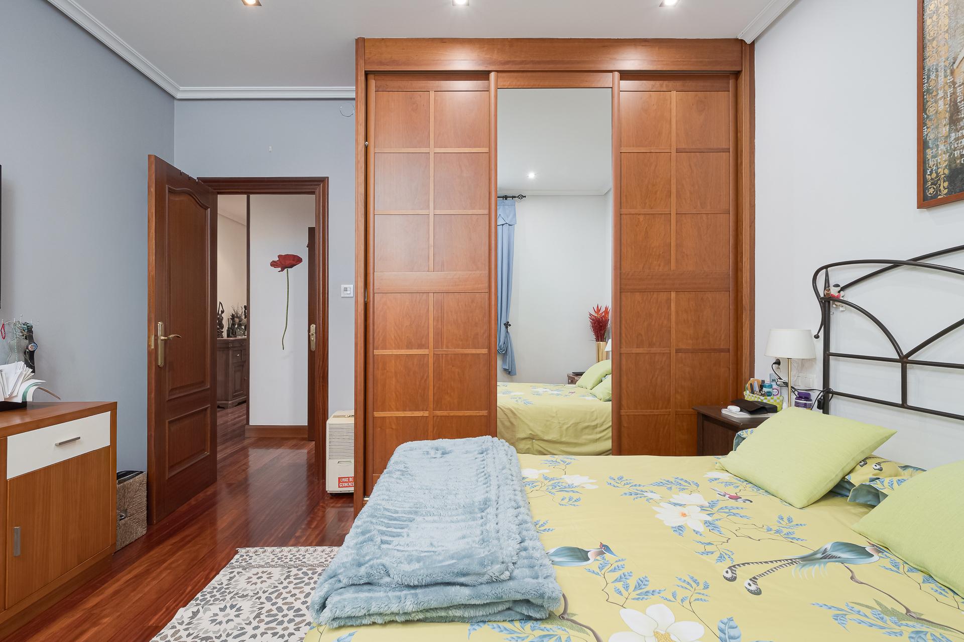 Imagen 10 Piso en venta en Donostia-San Sebastián / Barrio de Egia, Donostia