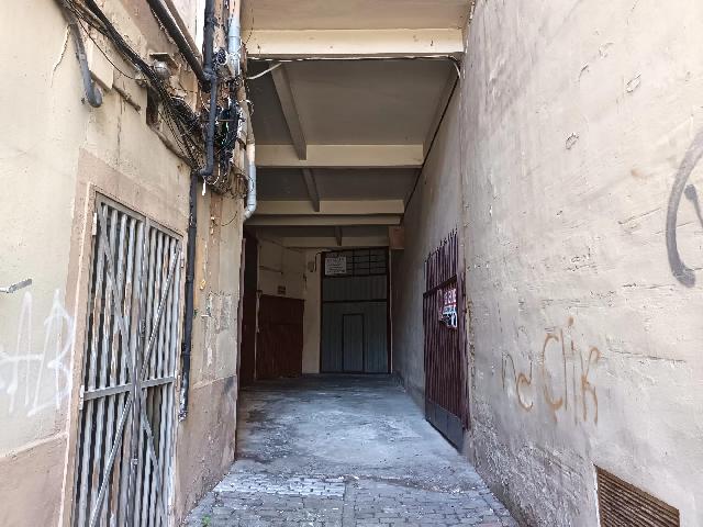Imagen 2 Inmueble 302364 - Local Comercial en venta en Donostia-San Sebastián / En frente del reloj de Ategorrieta.