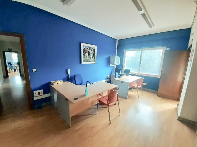 Imagen 13 Inmueble 303765 - Local Industrial en venta en Irun / Avenida Letxumborro, Irún