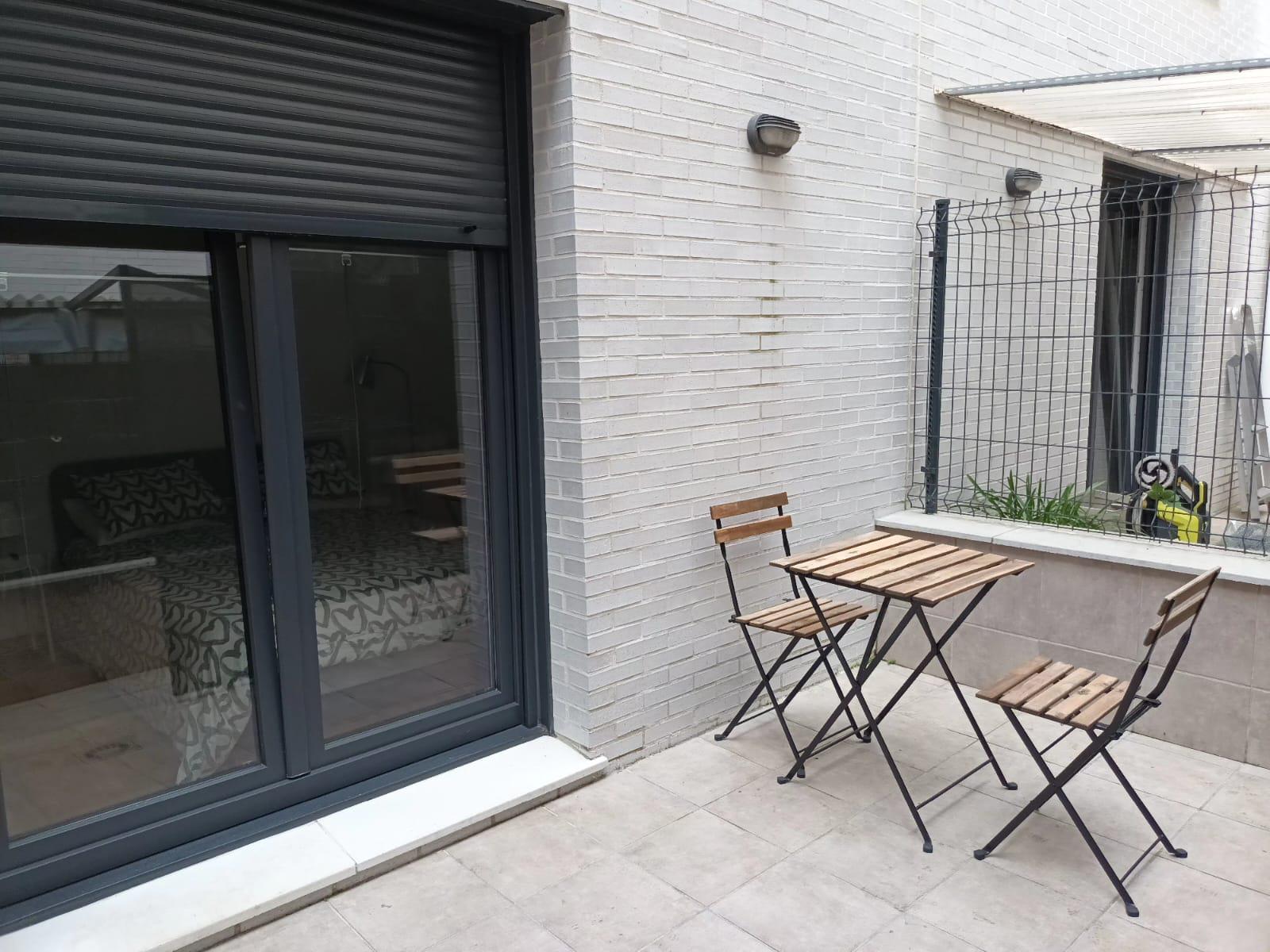 Imagen 3 Piso en alquiler en Donostia-San Sebastián / Barrio de Txomin Berri, Loiola