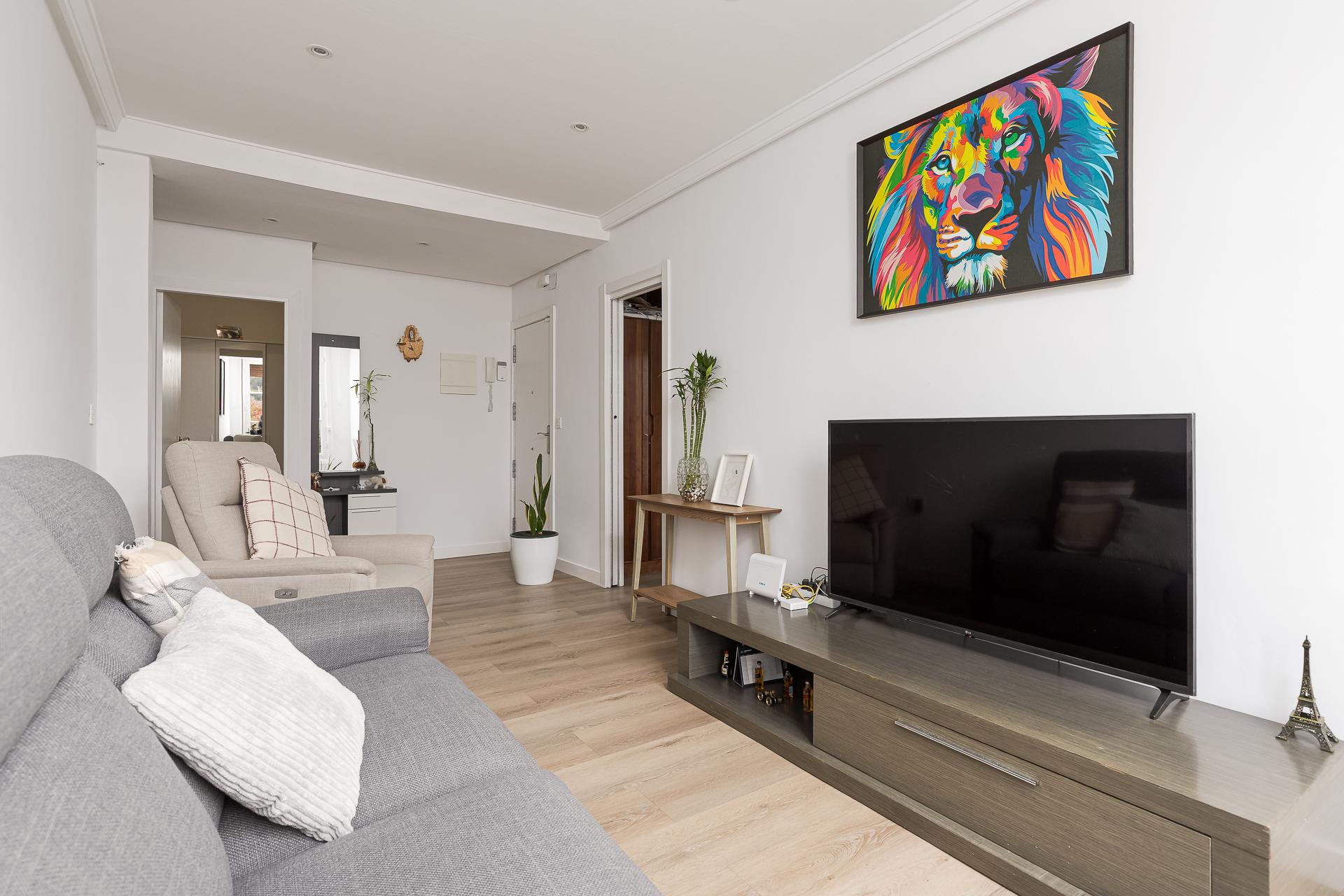 Imagen 3 Piso en venta en Donostia-San Sebastián / Avenida Pasai San Pedro, Donosti