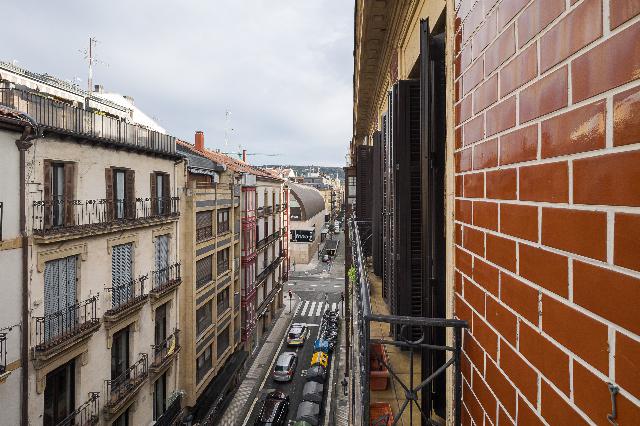 Imagen 3 Inmueble 306253 - Piso en venta en Donostia-San Sebastián / Centro, Donostia