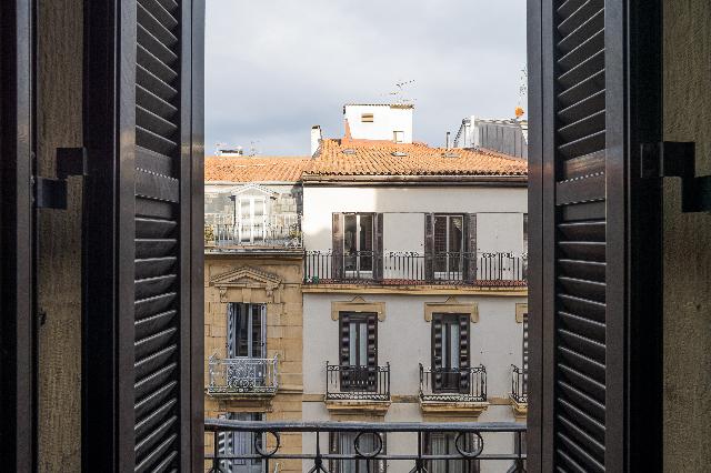 Imagen 10 Inmueble 306253 - Piso en venta en Donostia-San Sebastián / Centro, Donostia