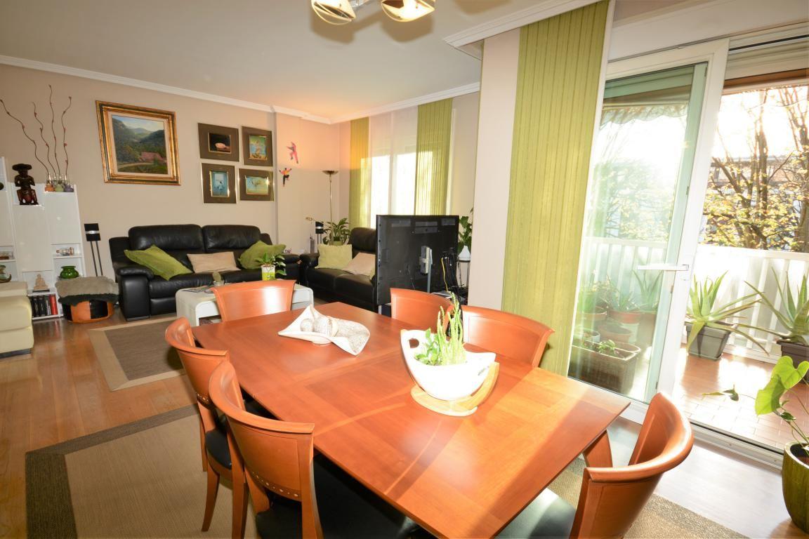 Imagen 3 Piso en venta en Donostia-San Sebastián / Barrio del Antiguo, Donostia