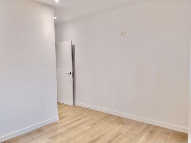 Imagen 5 Inmueble 306912 - Piso en venta en Donostia-San Sebastián / Paseo de Herrea, Alza