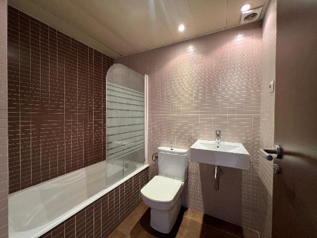 Imagen 3 Inmueble 299544 - Piso en venta en Sant Martí Sarroca / Cerca del consultorio medico 