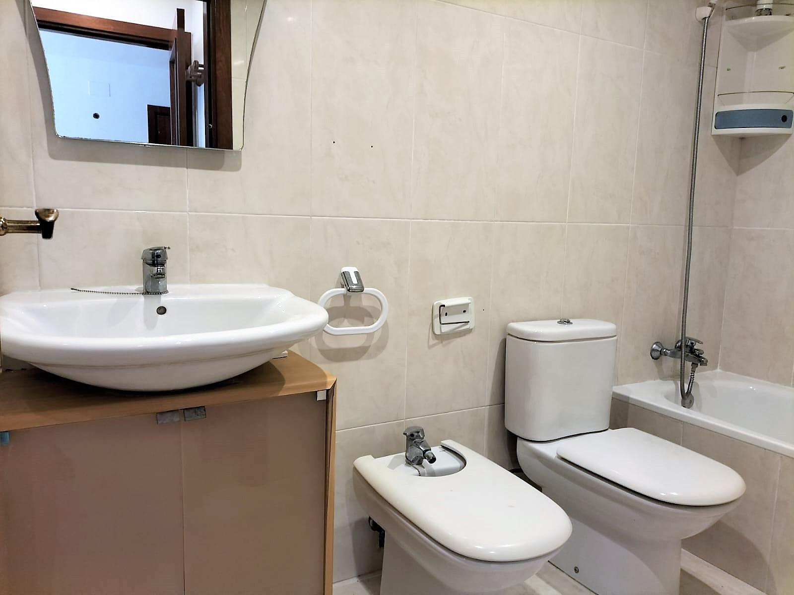 Imagen 1 Piso en alquiler en Santa Margarida I Els Monjos / Céntrico, junto a todos los servicios