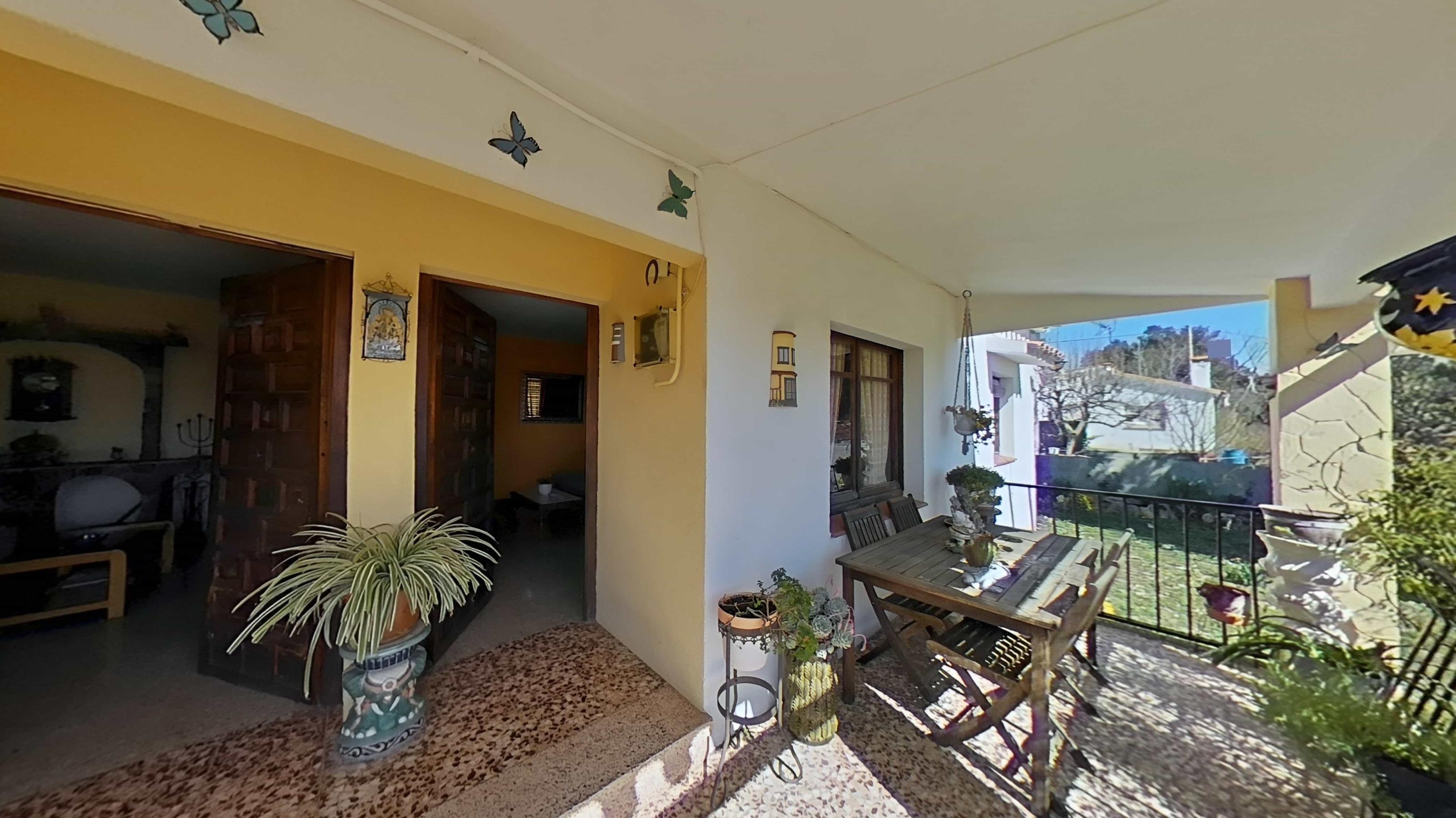 Imagen 2 Casa Pareada en venta en Torrelles De Foix / Plana de las Torres