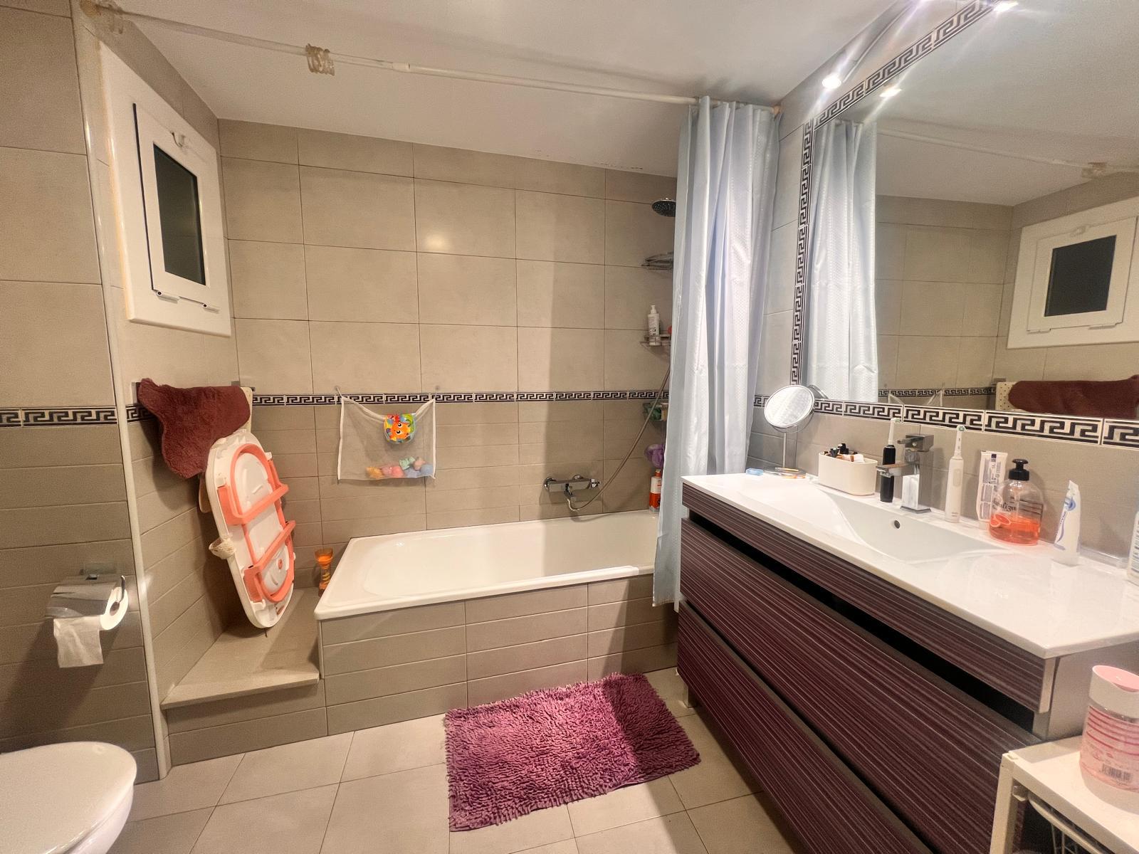 Imagen 3 Piso en venta en Vilafranca Del Penedès / Próximo al campo de fútbol 