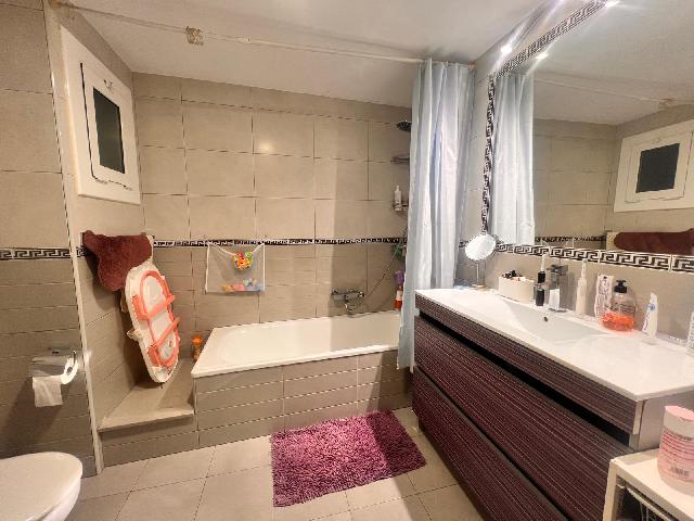 Imagen 3 Inmueble 300416 - Piso en venta en Vilafranca Del Penedès / Próximo al campo de fútbol 