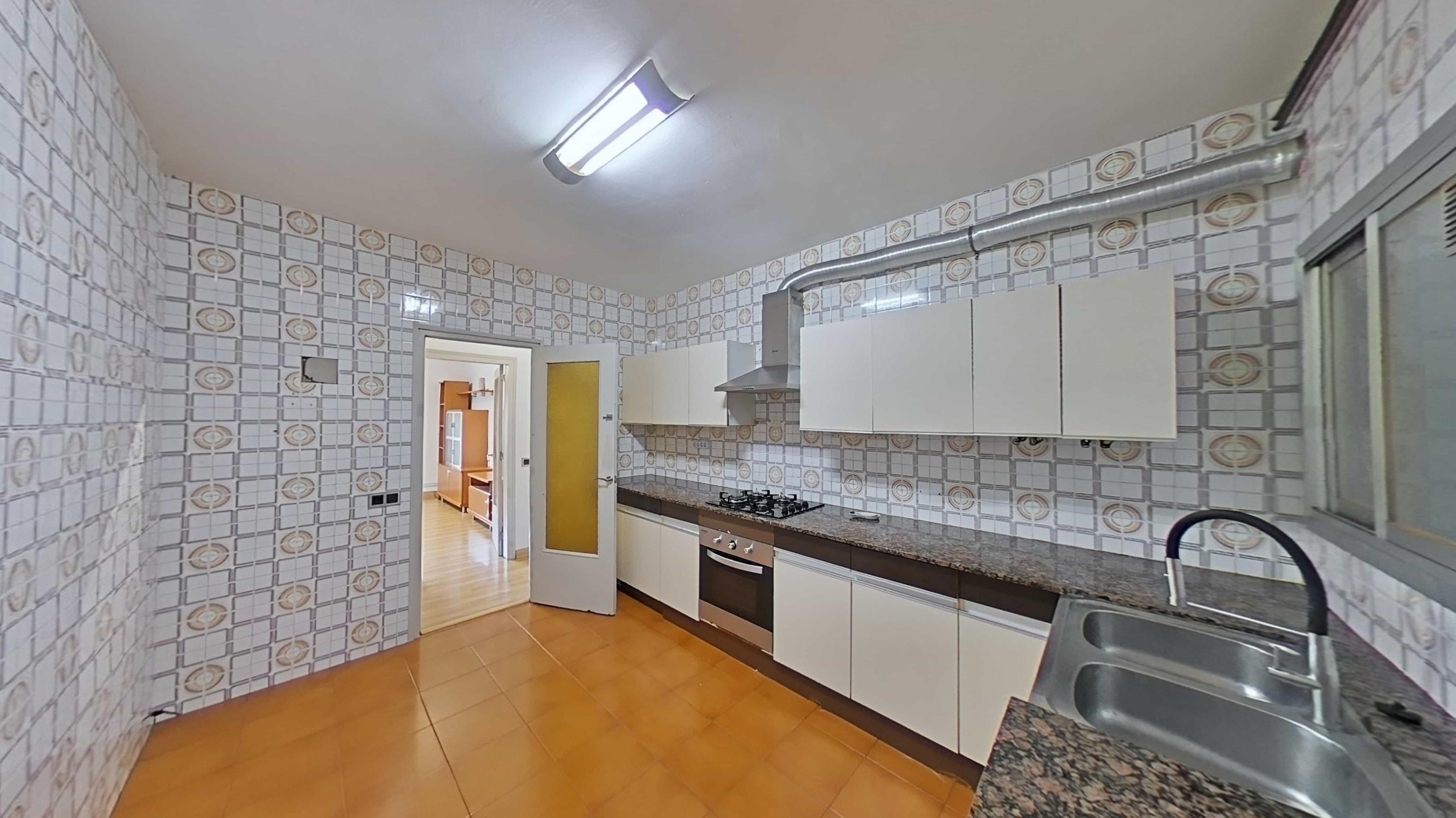 Imagen 3 Piso en venta en Vilafranca Del Penedès / Próximo al campo de fútbol 