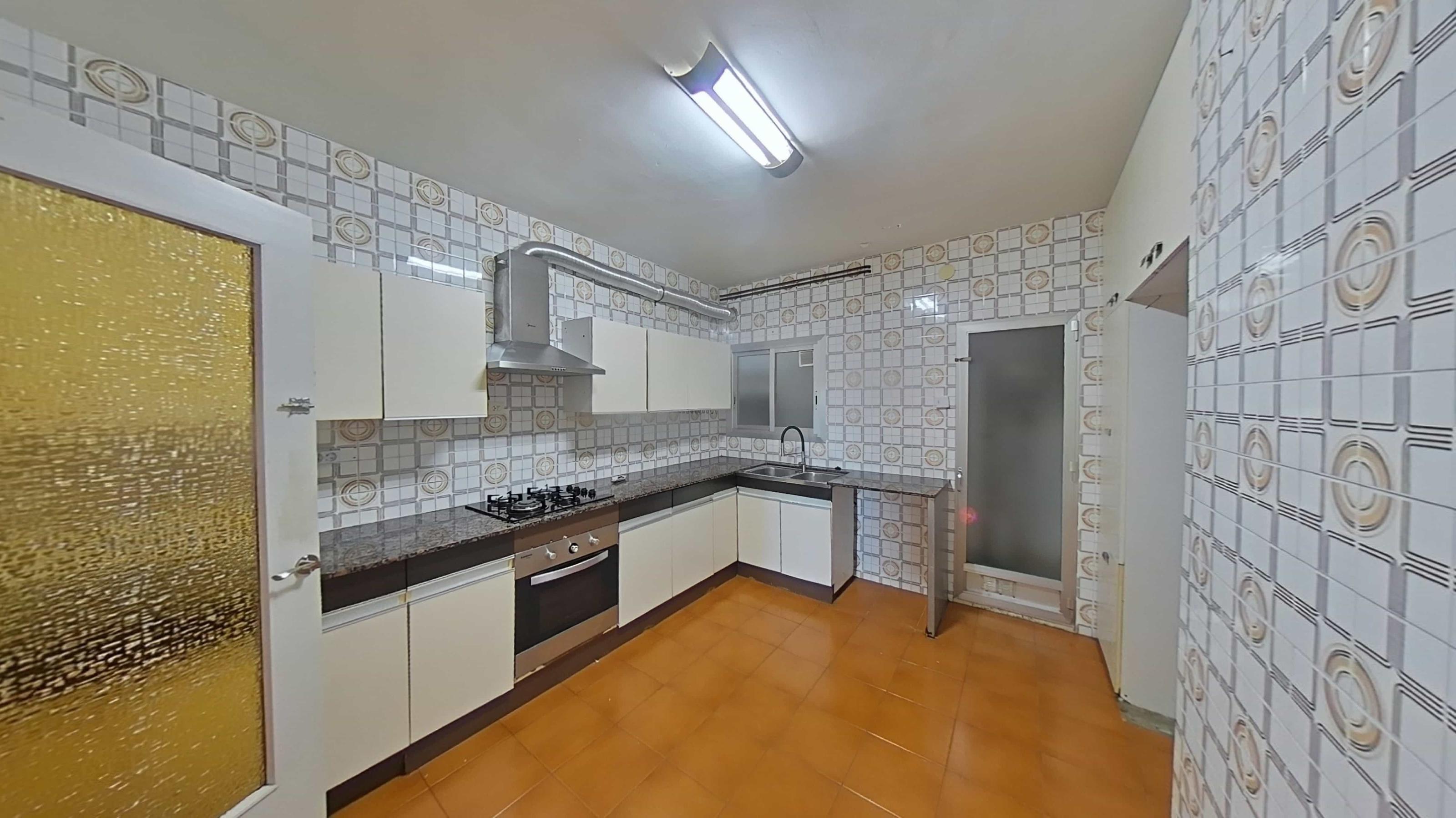 Imagen 8 Piso en venta en Vilafranca Del Penedès / Próximo al campo de fútbol 