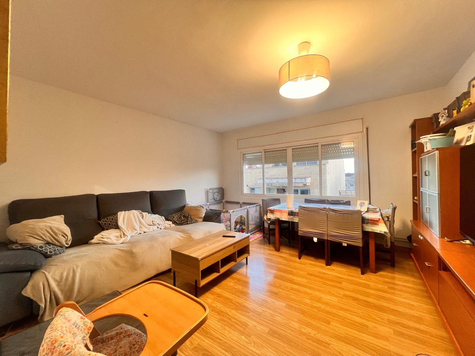 Imagen 1 Piso en venta en Vilafranca Del Penedès / Próximo al campo de fútbol 