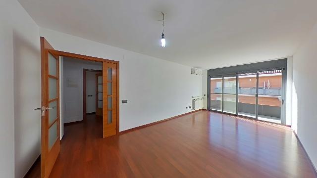 Imagen 1 Inmueble 300464 - Piso en venta en Vilafranca Del Penedès / Moli d´en Rovira