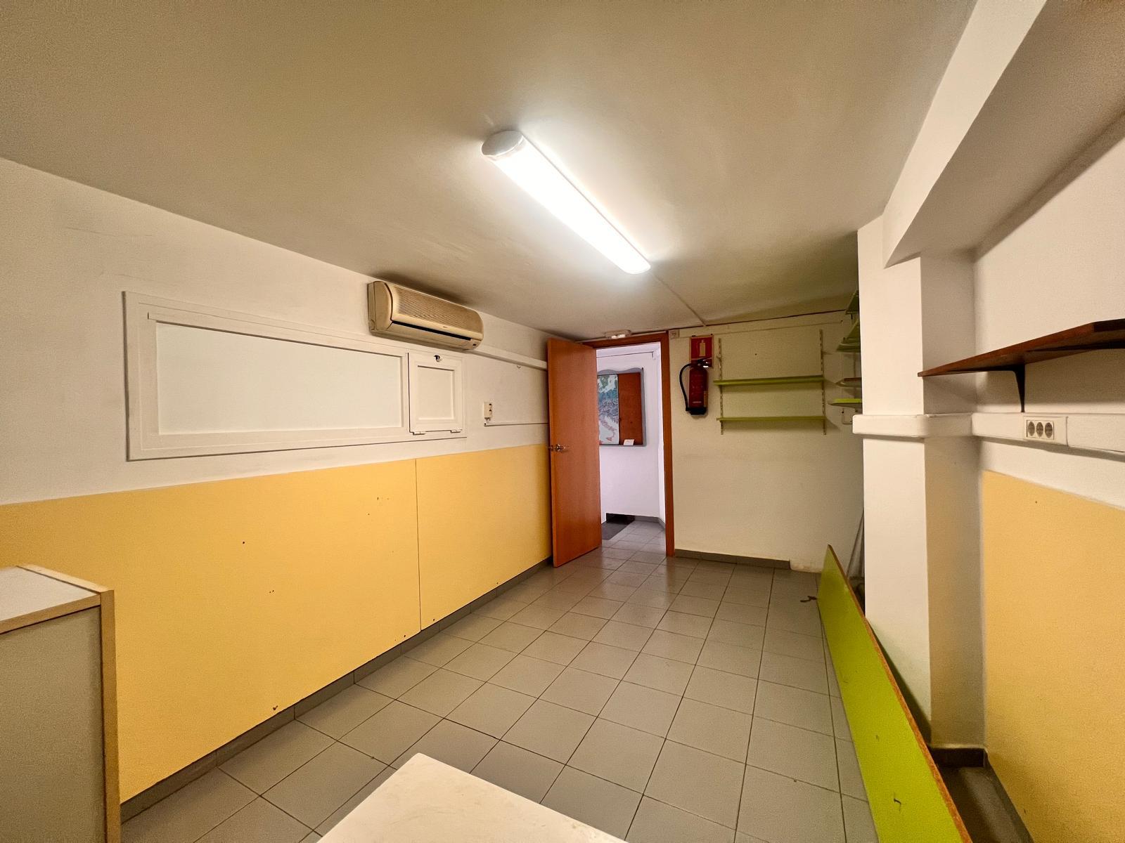 Imagen 4 Local Comercial en alquiler en Vilafranca Del Penedès / Barrio de La Barceloneta