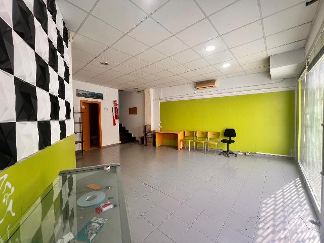 Imagen 2 Inmueble 300533 - Local Comercial en alquiler en Vilafranca Del Penedès / Barrio de La Barceloneta