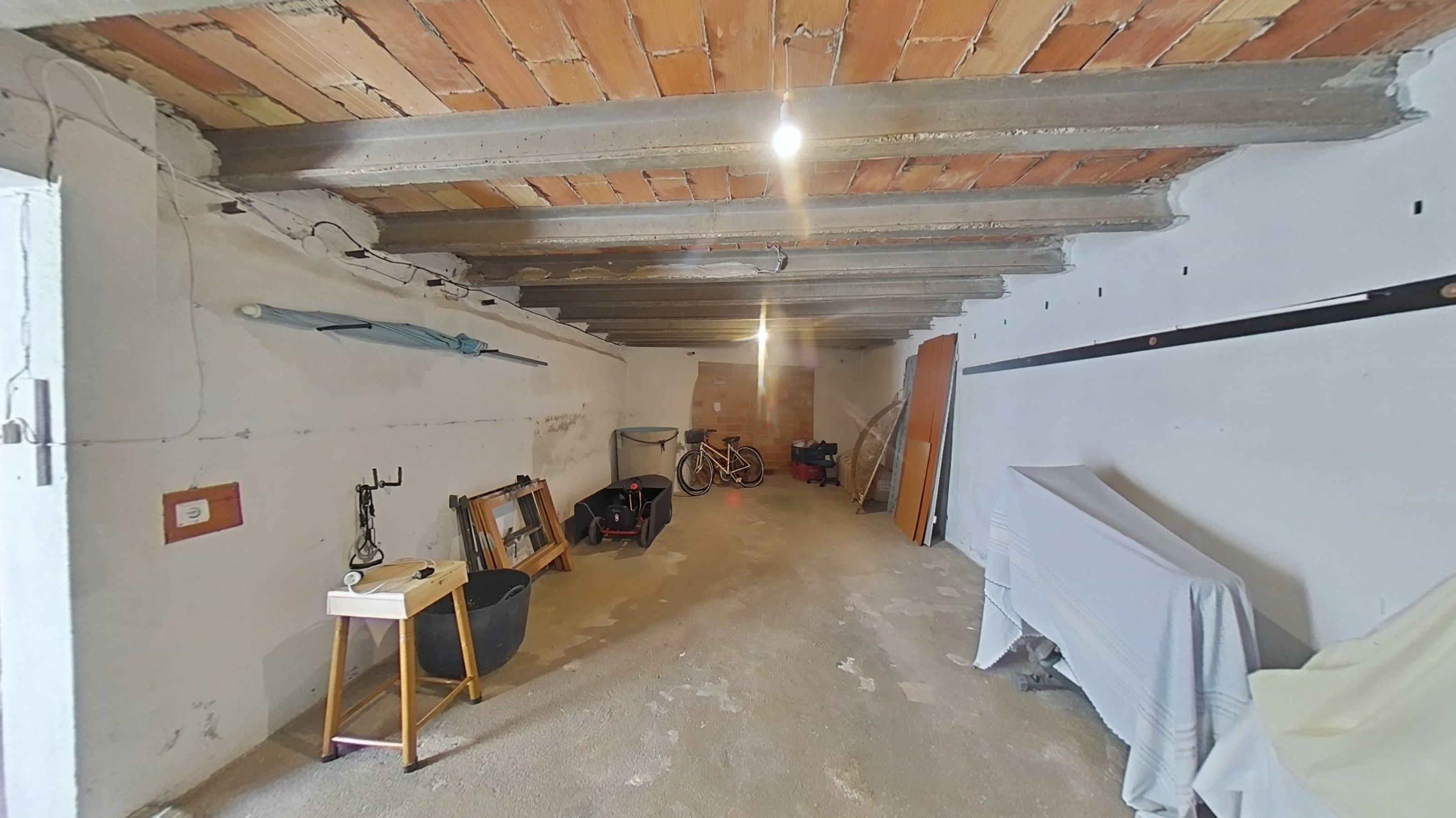 Imagen 17 Casa Rústica en venta en Castellví De La Marca / Muy próximo al centro de la localidad.