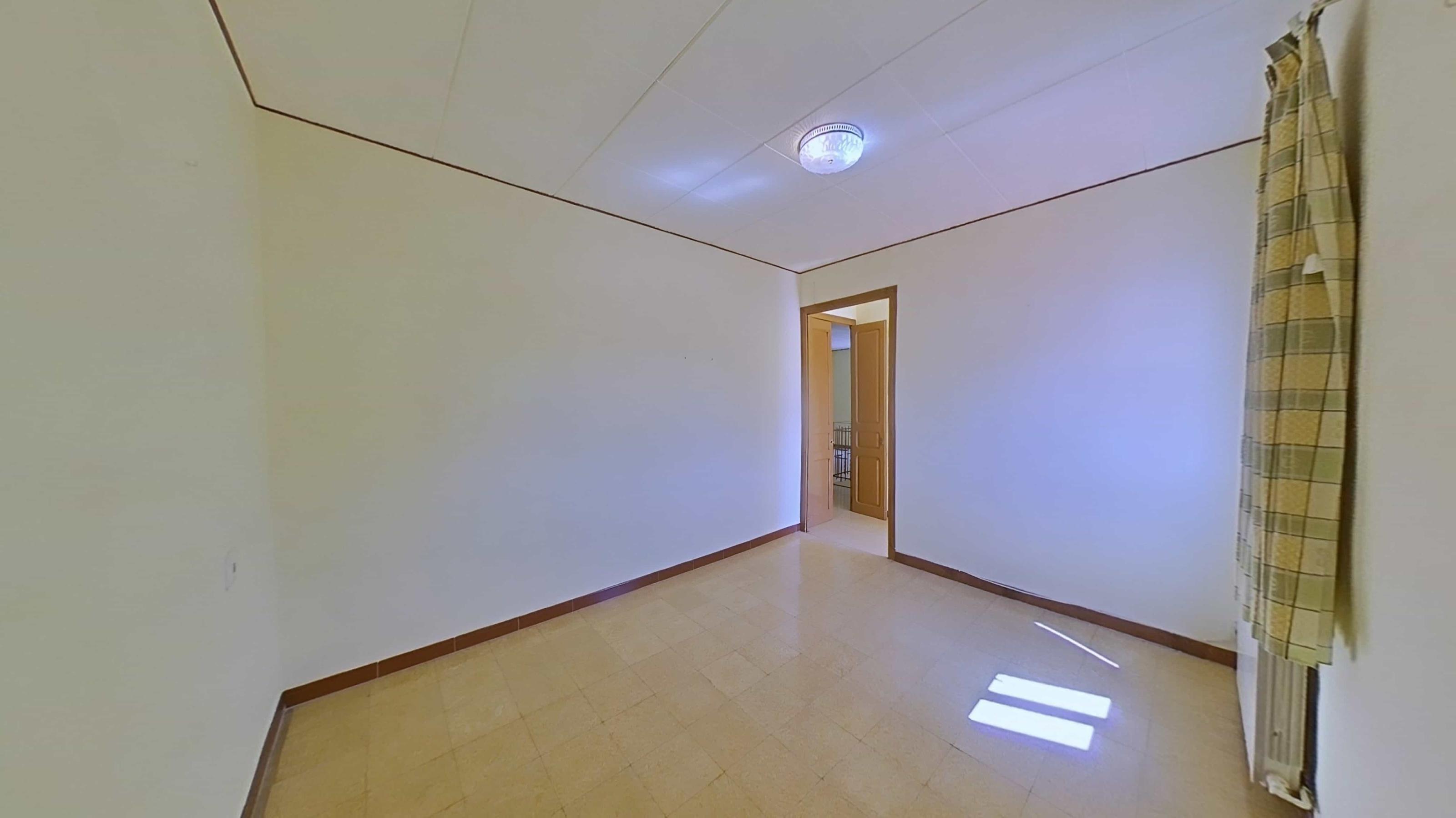 Imagen 35 Casa Rústica en venta en Castellví De La Marca / Muy próximo al centro de la localidad.