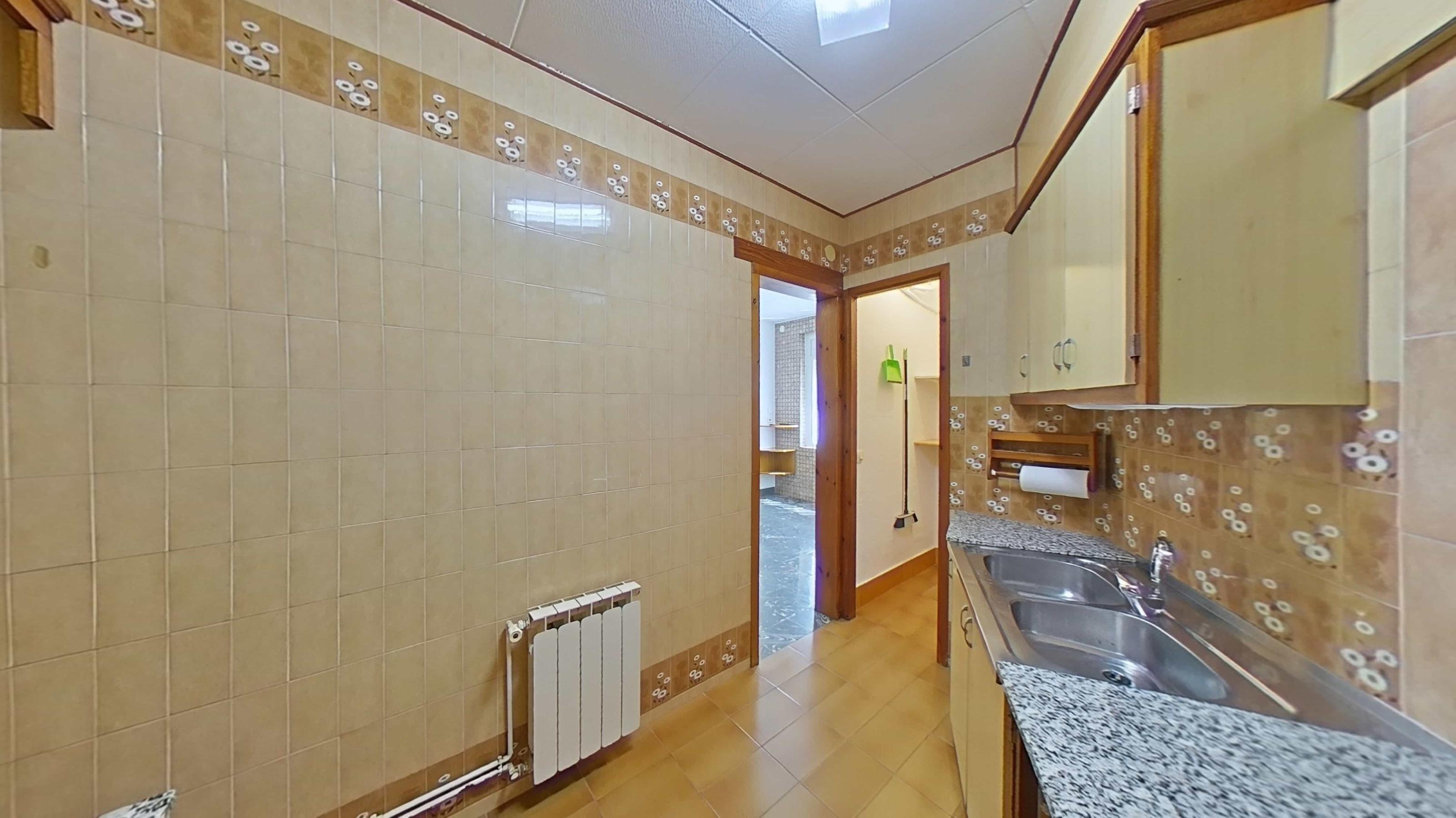 Imagen 6 Casa Rústica en venta en Castellví De La Marca / Muy próximo al centro de la localidad.