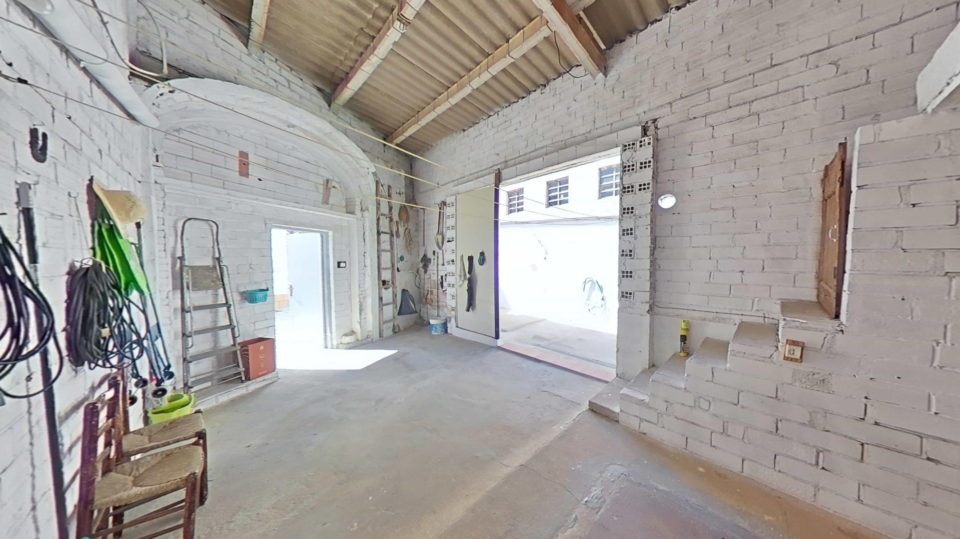 Imagen 13 Casa Rústica en venta en Castellví De La Marca / Muy próximo al centro de la localidad.