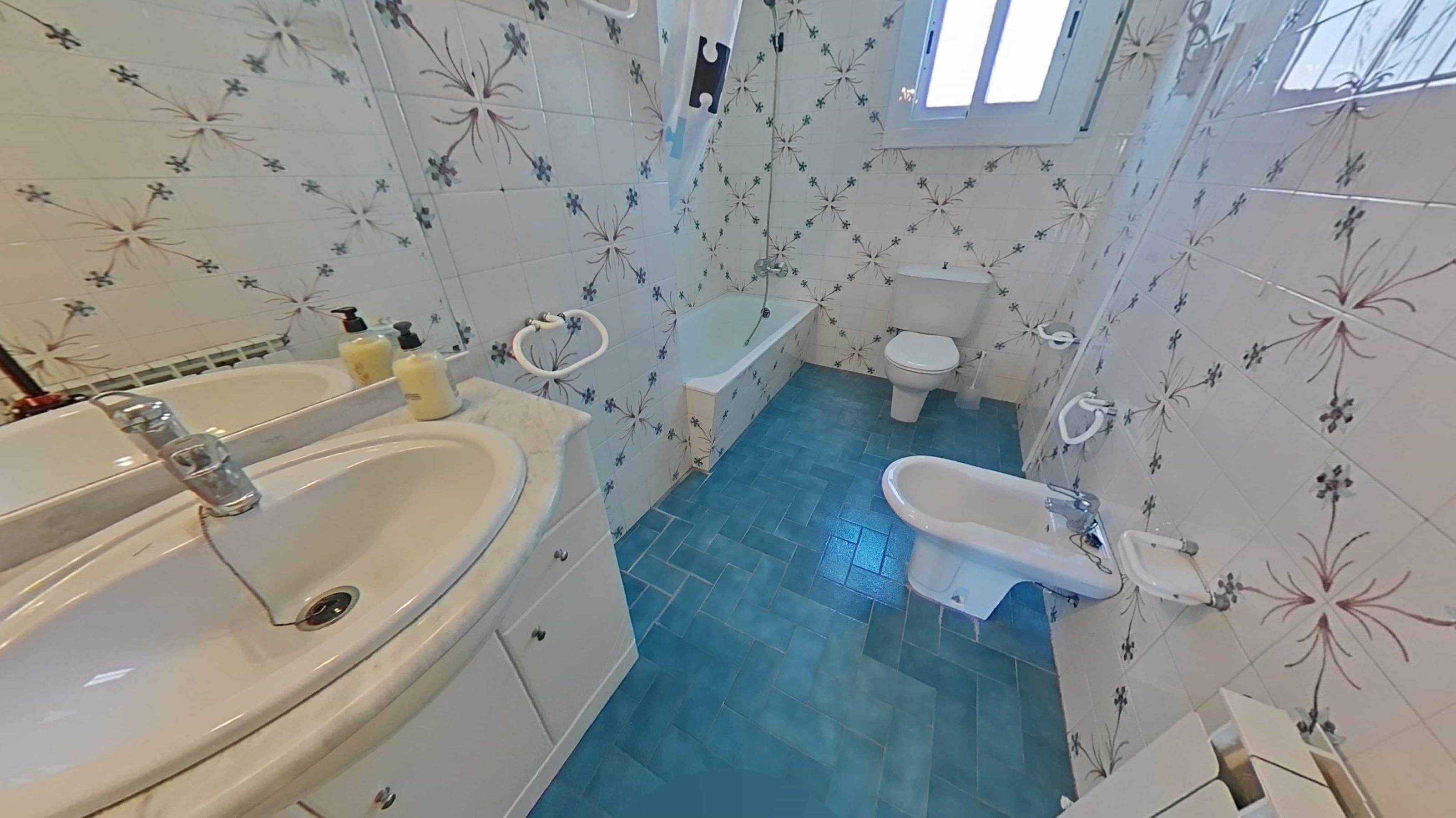 Imagen 30 Casa Rústica en venta en Castellví De La Marca / Muy próximo al centro de la localidad.