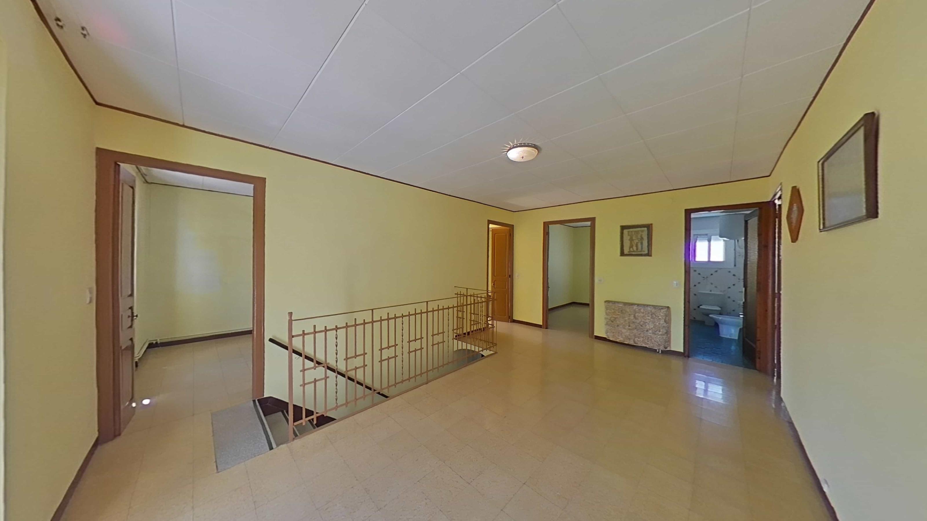 Imagen 23 Casa Rústica en venta en Castellví De La Marca / Muy próximo al centro de la localidad.