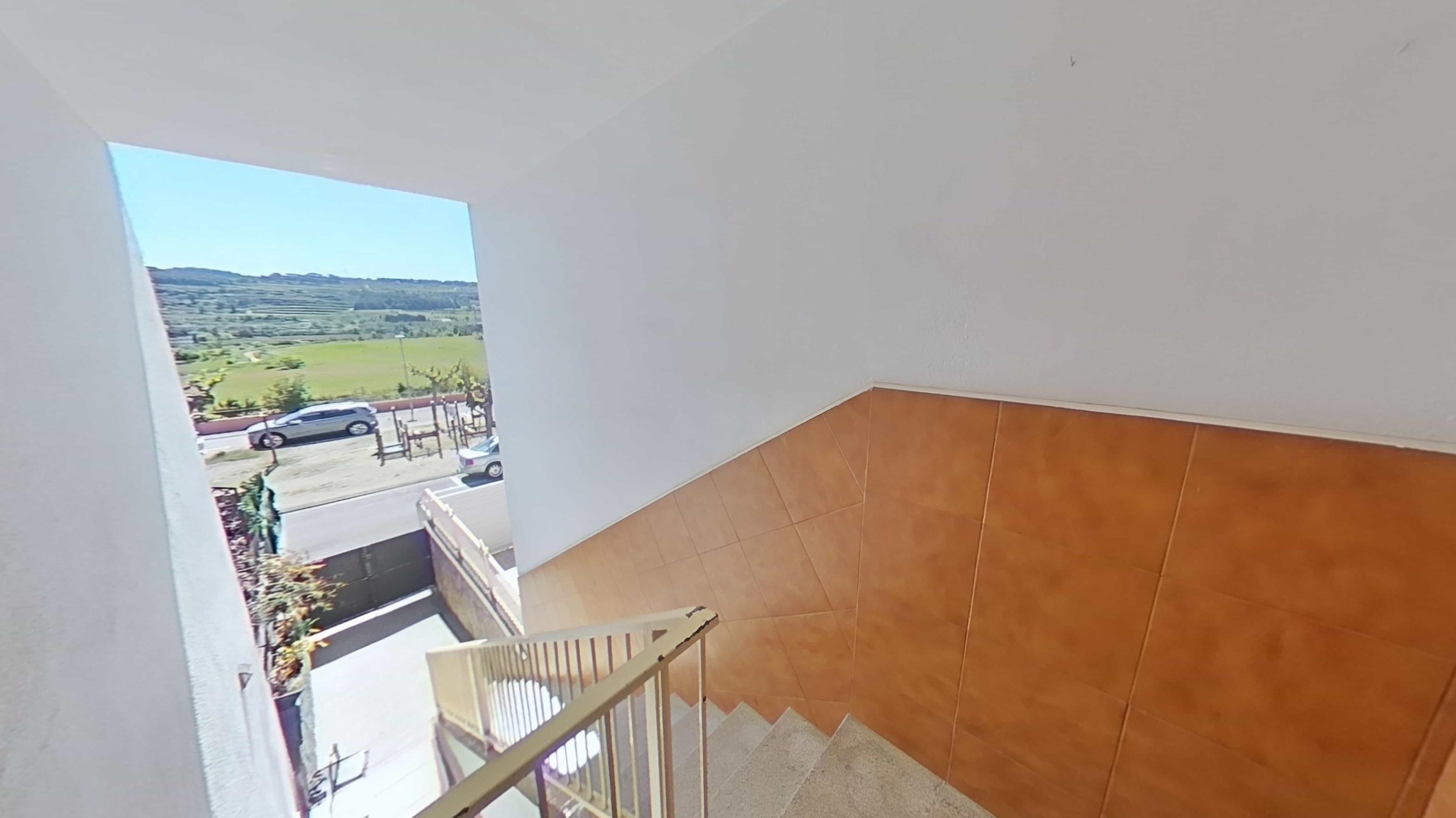 Imagen 1 Piso en venta en Sant Sadurní D´anoia / Cerca de la estación de trenes de Sant Sadurní d´Anoia