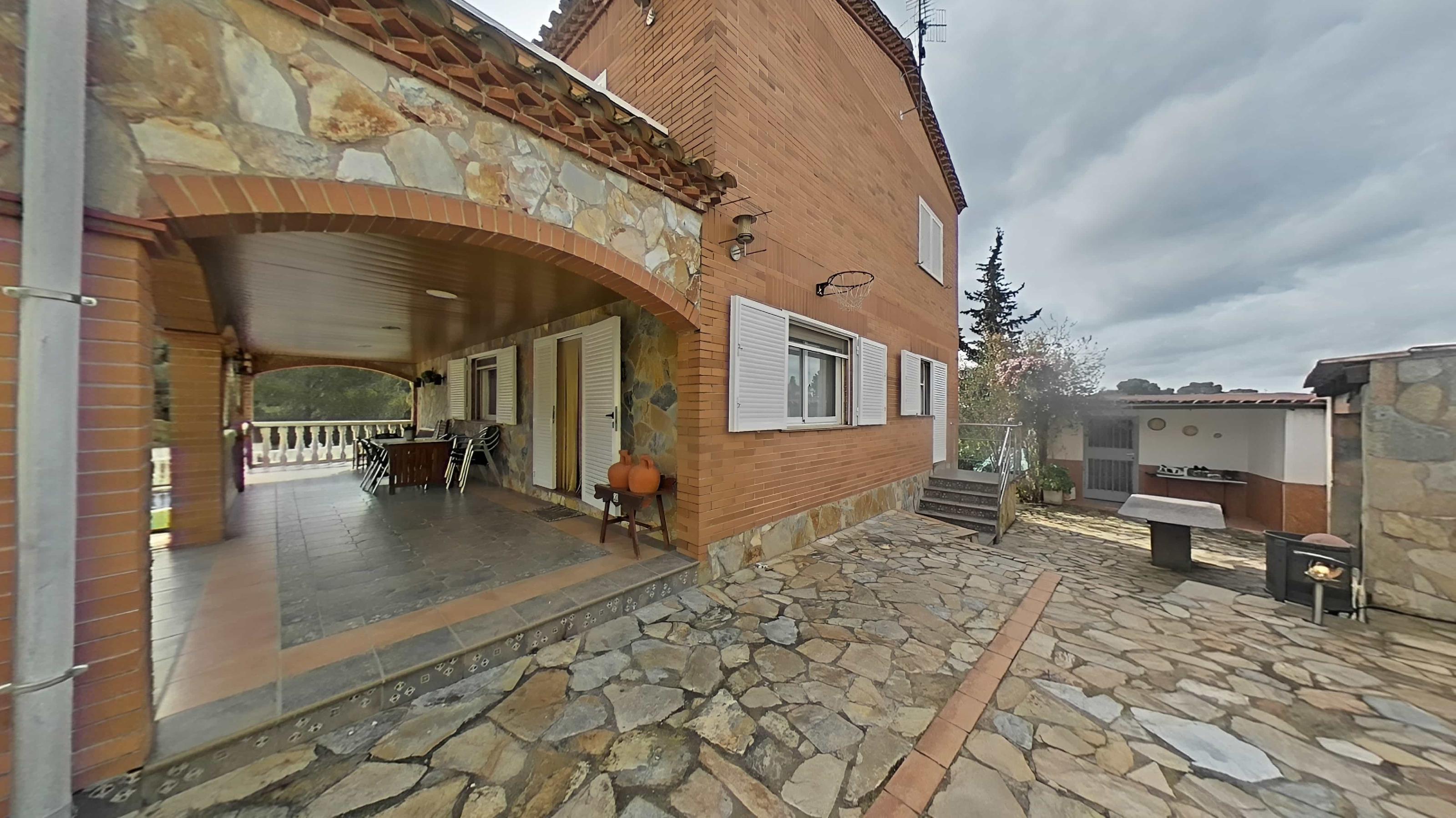 Imagen 24 Casa en venta en Olèrdola / A la entrada de la Urbanización Can Trabal