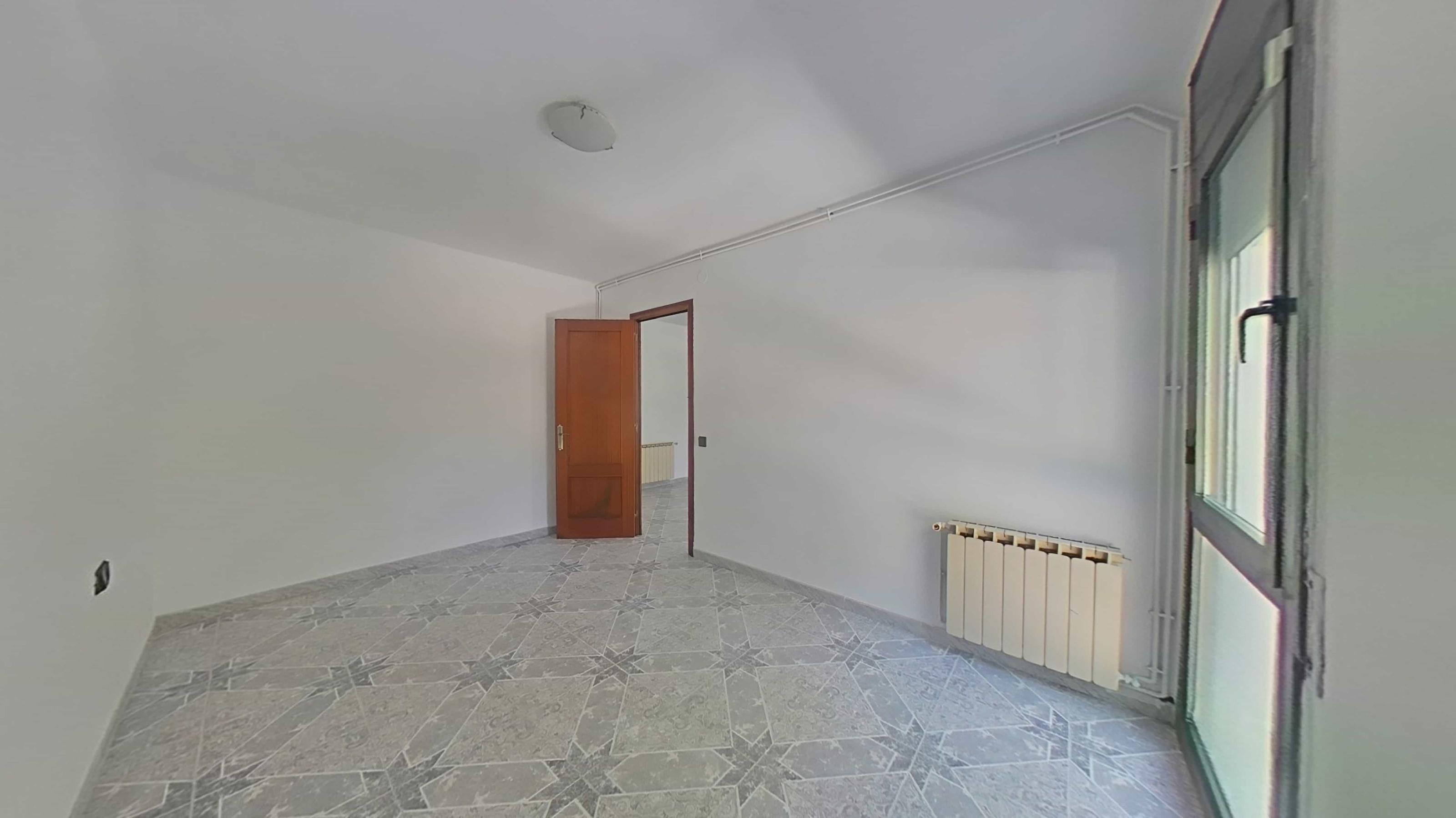 Imagen 24 Piso en venta en Vilafranca Del Penedès / En el centro del barrio de Les Clotes.