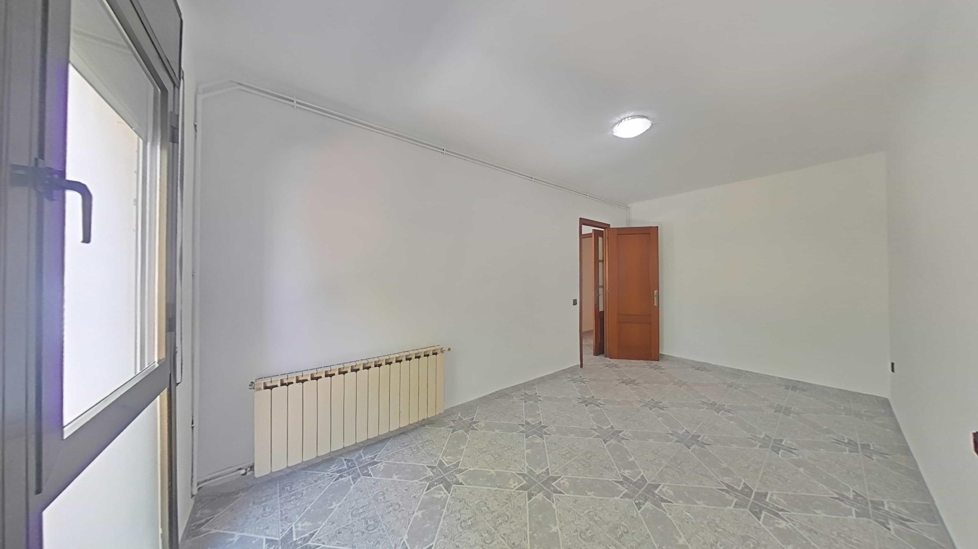 Imagen 19 Piso en venta en Vilafranca Del Penedès / En el centro del barrio de Les Clotes.