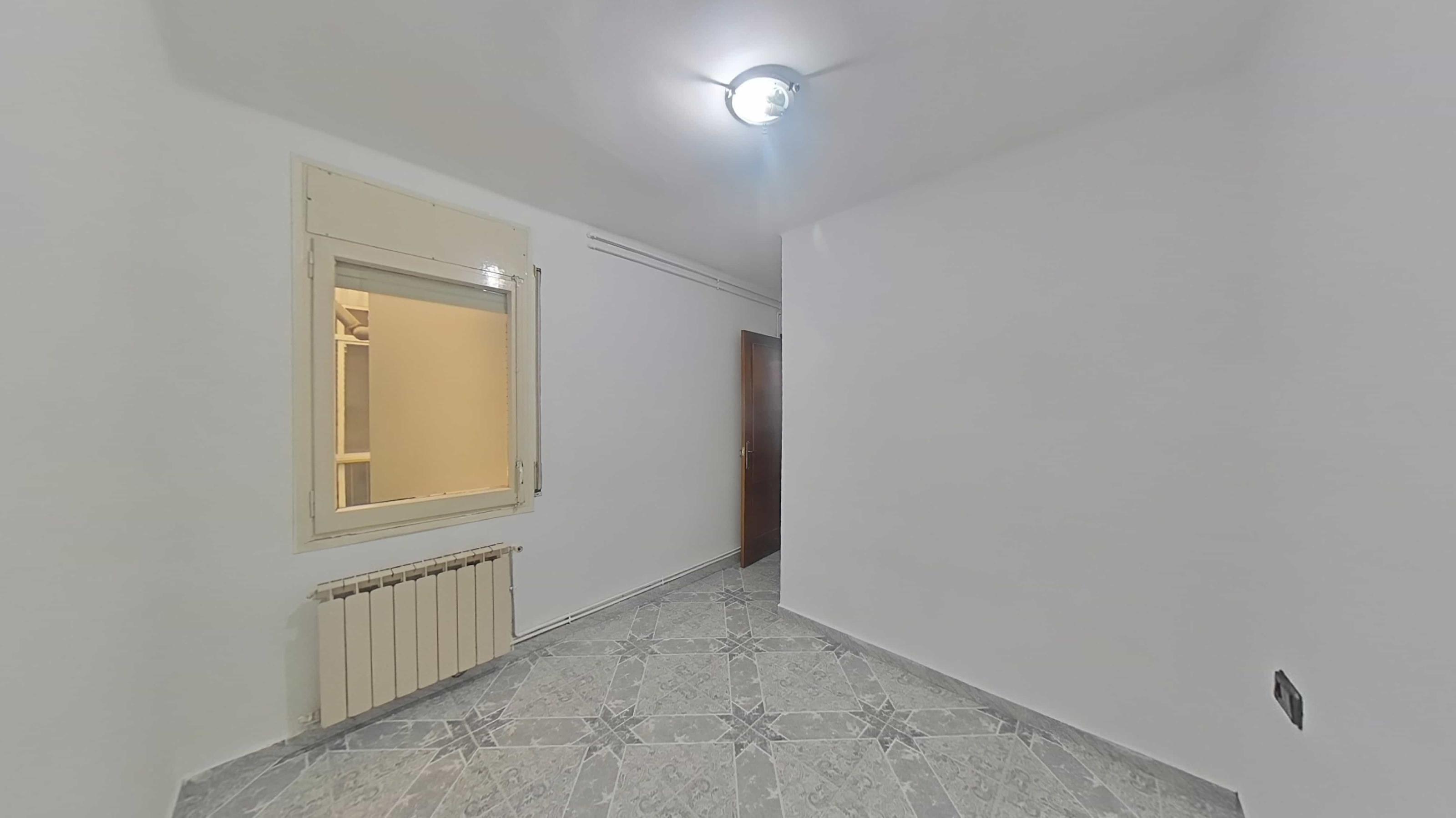 Imagen 6 Piso en venta en Vilafranca Del Penedès / En el centro del barrio de Les Clotes.