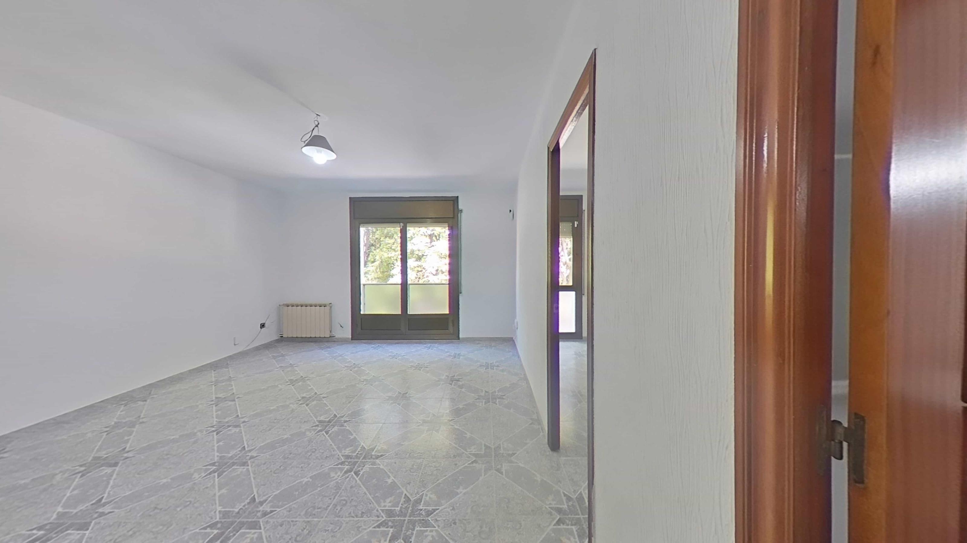 Imagen 12 Piso en venta en Vilafranca Del Penedès / En el centro del barrio de Les Clotes.
