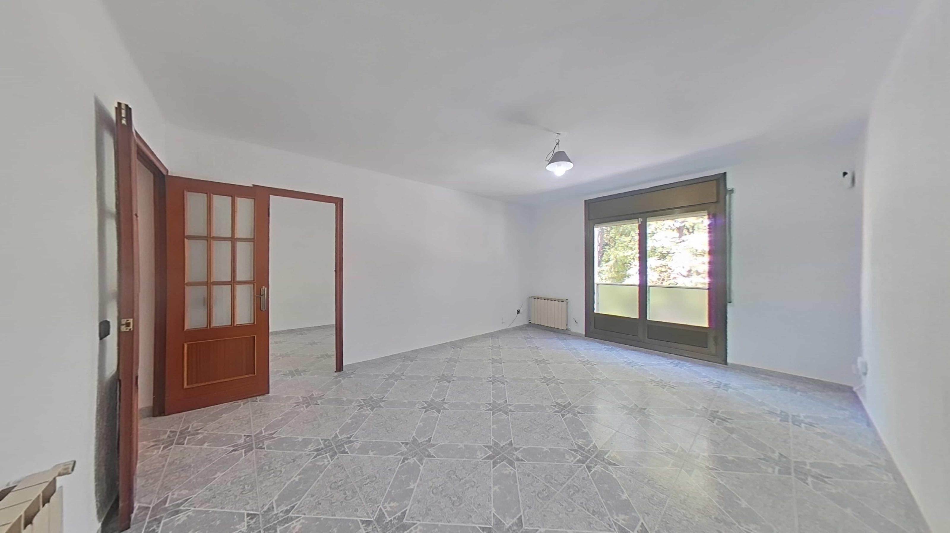 Imagen 1 Piso en venta en Vilafranca Del Penedès / En el centro del barrio de Les Clotes.