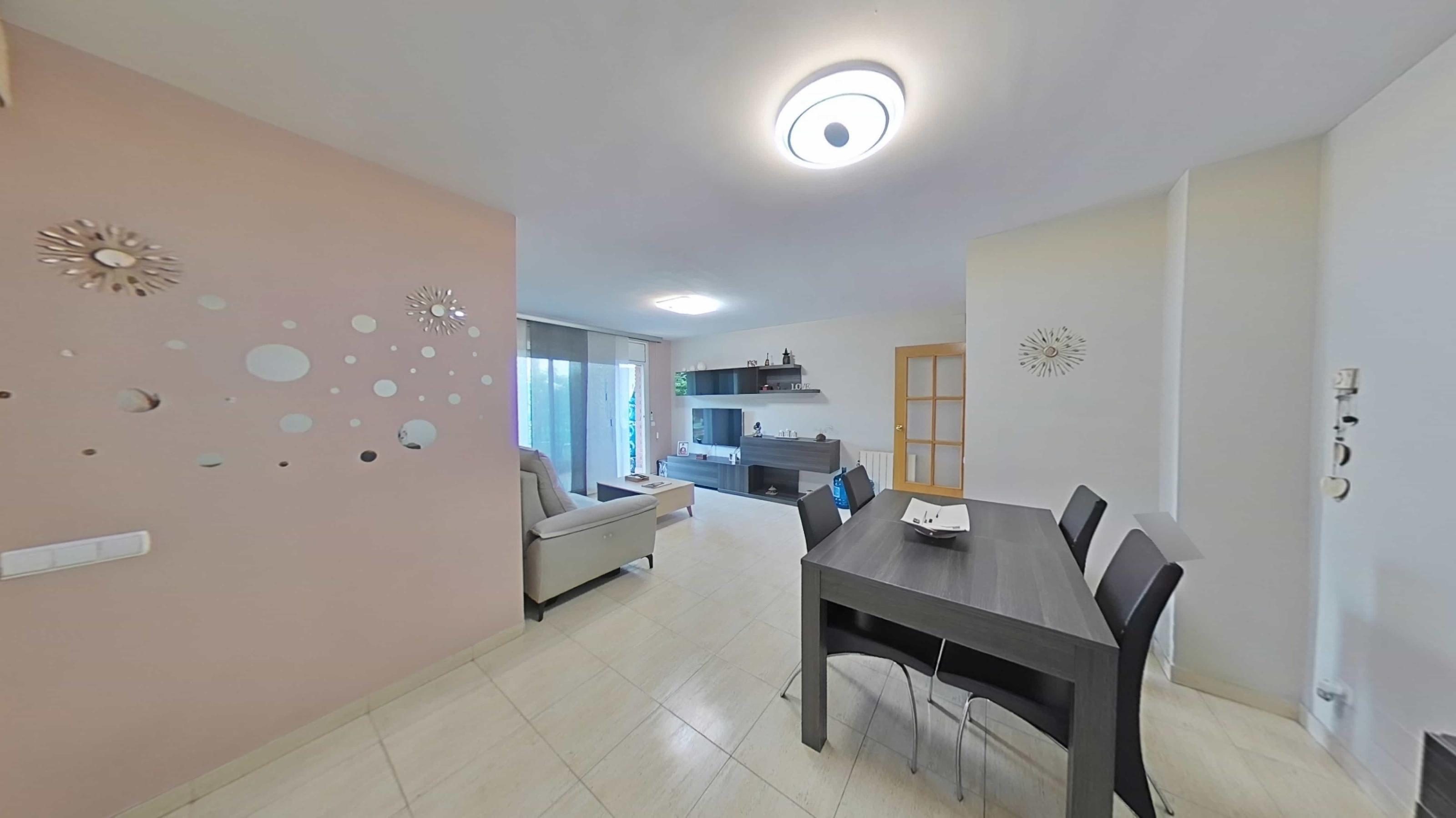 Imagen 10 Piso en venta en Vilafranca Del Penedès / Próximo a la Rambla de la Girada