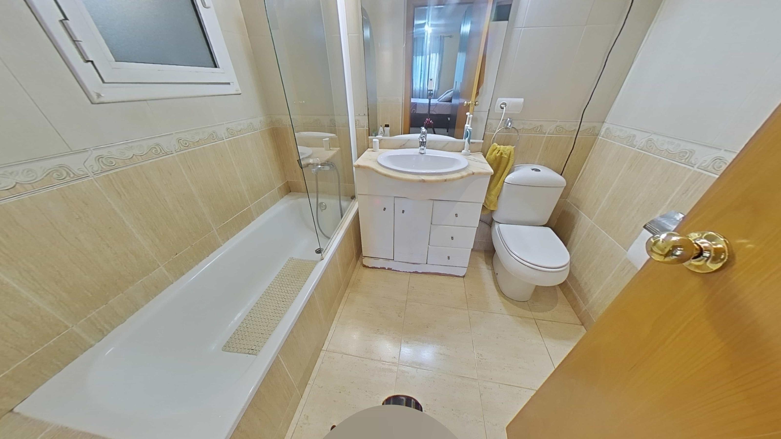 Imagen 30 Piso en venta en Vilafranca Del Penedès / Próximo a la Rambla de la Girada
