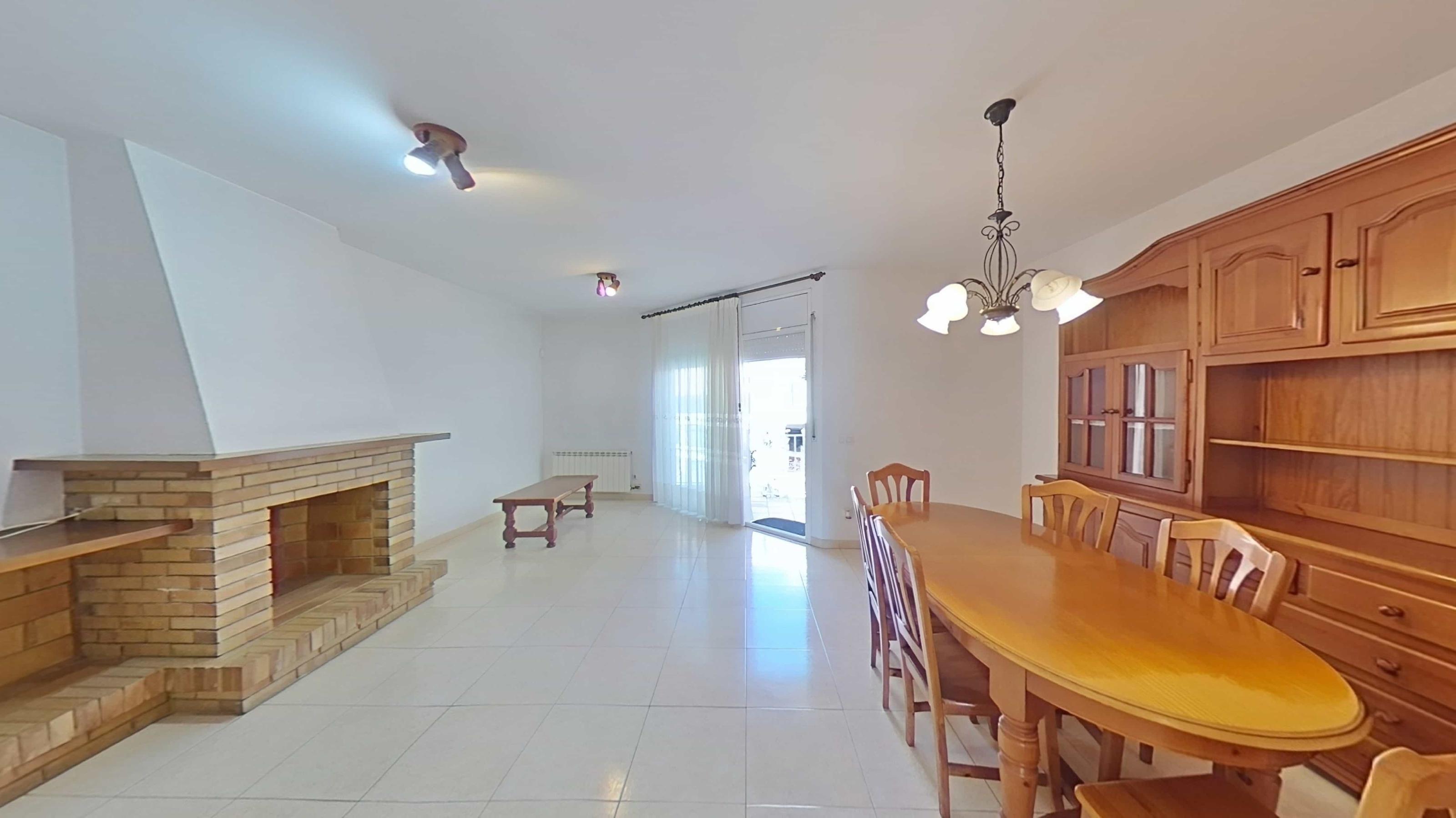 Imagen 1 Casa en venta en Castellví De La Marca / En el centro de La Múnia Castellví de la marca