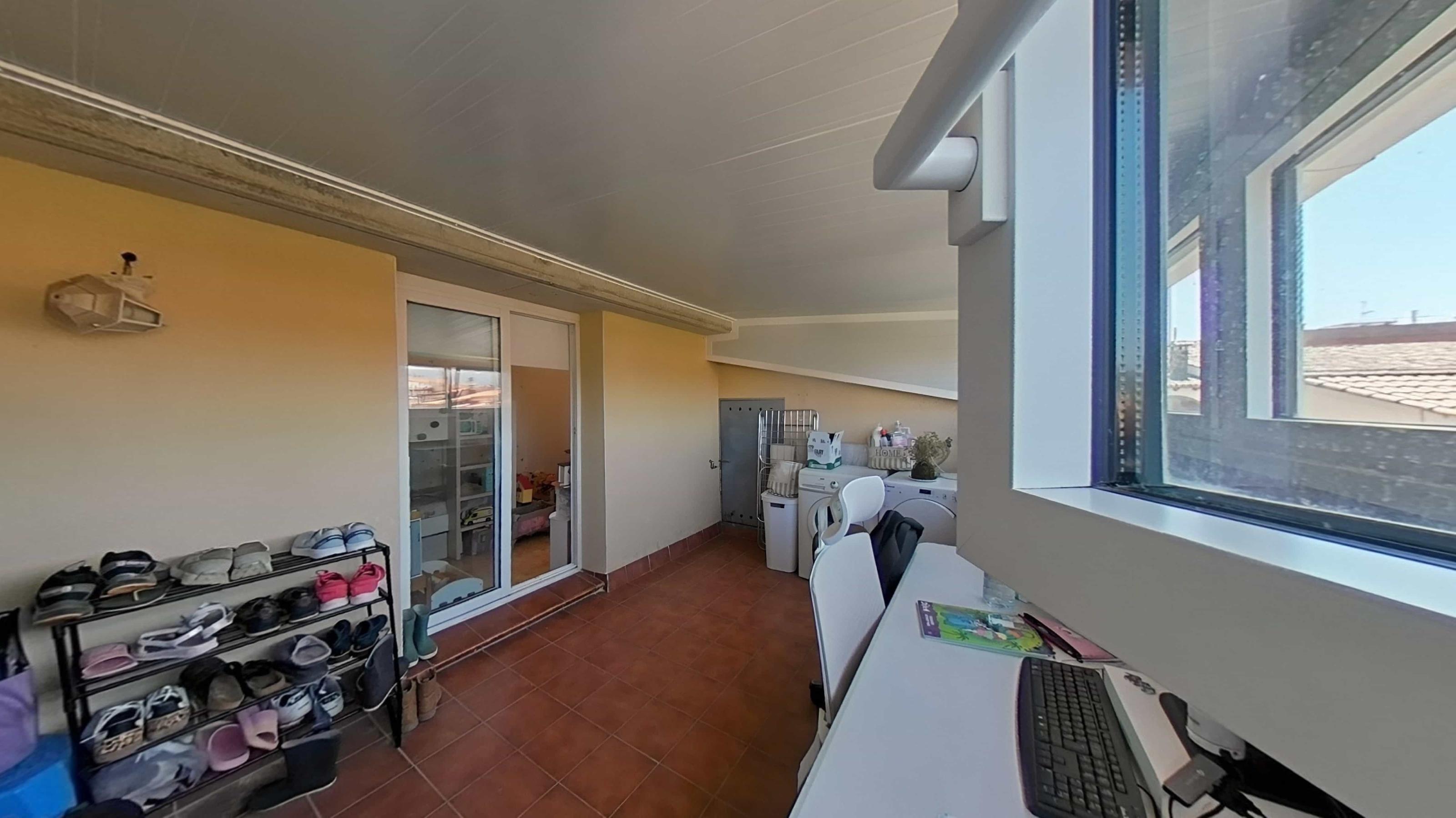 Imagen 28 Piso en venta en Castellví De La Marca / En el centro de la población, acceso principal.