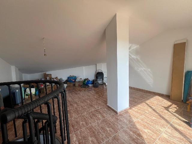 Imagen 23 Inmueble 305265 - Dúplex en venta en Pla Del Penedès (El) / Zona residencial, cerca de la piscina municipal.