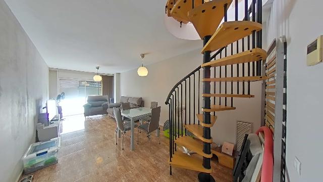 Imagen 38 Inmueble 305265 - Dúplex en venta en Pla Del Penedès (El) / Zona residencial, cerca de la piscina municipal.
