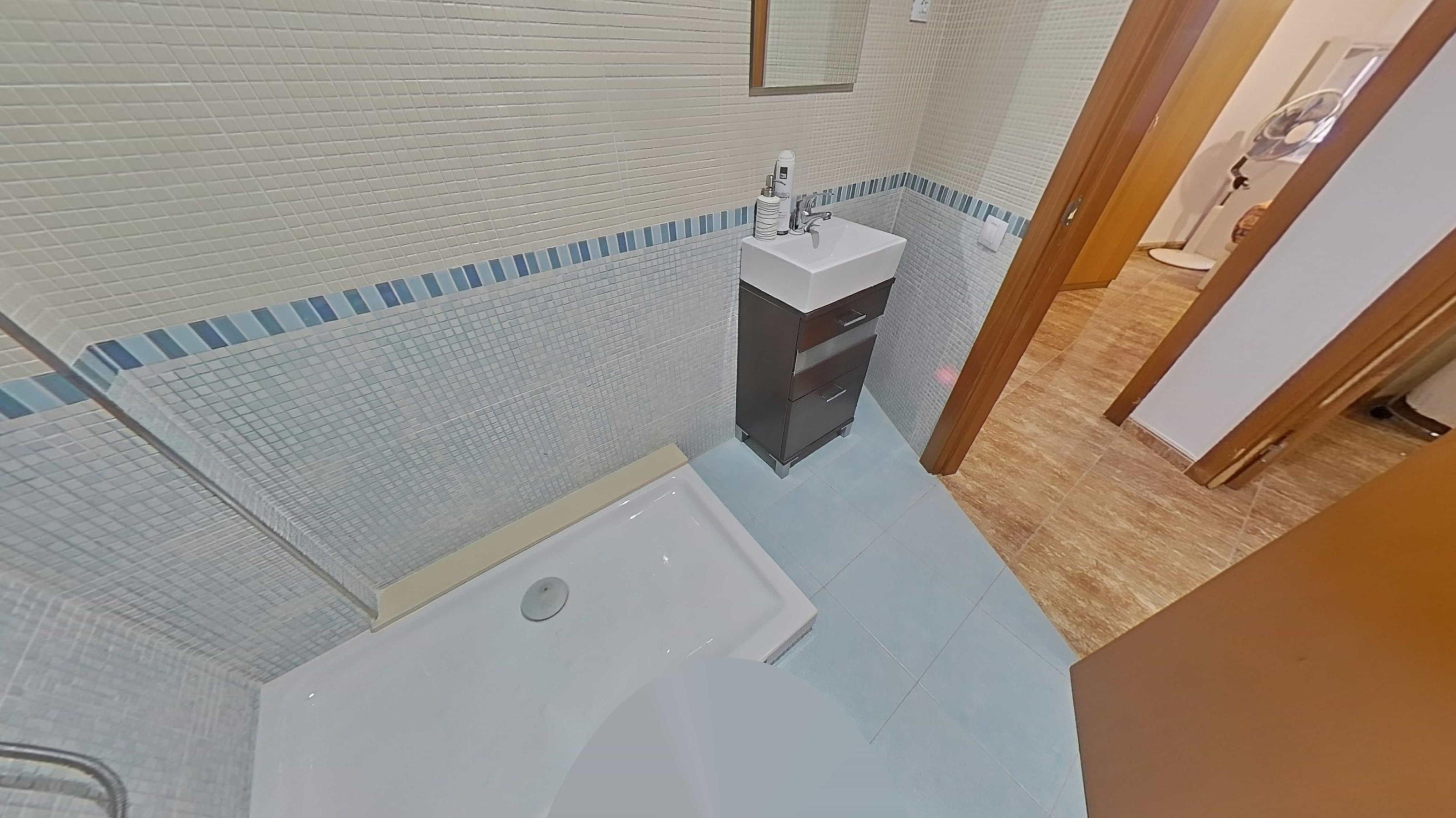 Imagen 10 Dúplex en venta en Pla Del Penedès El / Zona residencial, cerca de la piscina municipal.