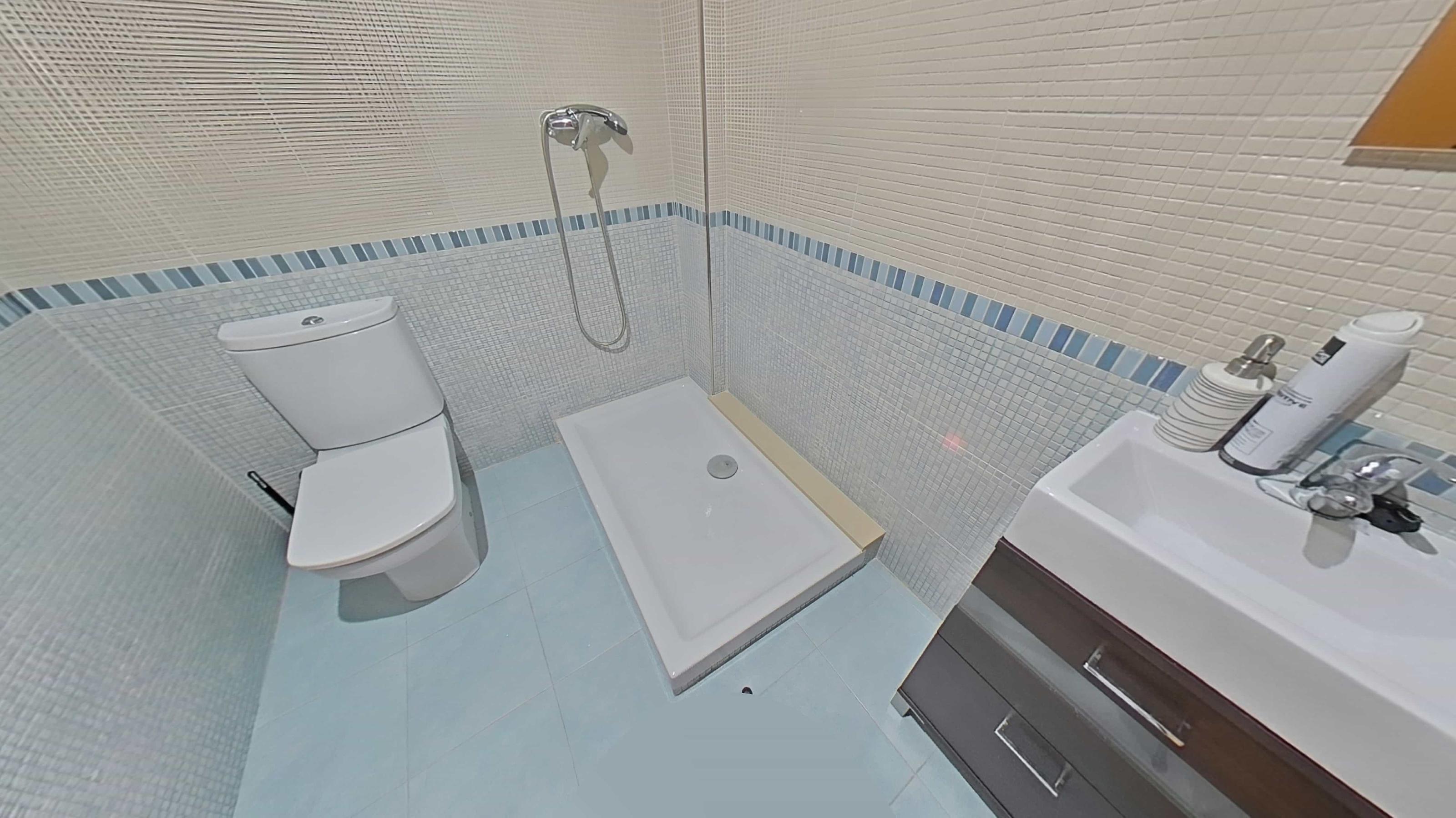 Imagen 48 Dúplex en venta en Pla Del Penedès El / Zona residencial, cerca de la piscina municipal.