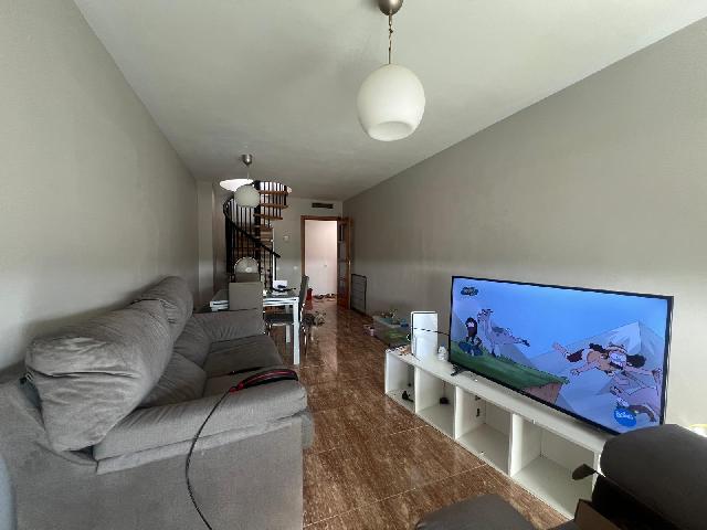 Imagen 15 Inmueble 305265 - Dúplex en venta en Pla Del Penedès (El) / Zona residencial, cerca de la piscina municipal.