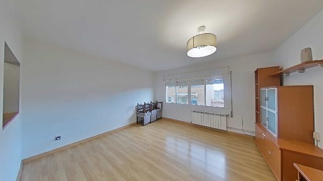 Imagen 4 Inmueble 305585 - Piso en venta en Vilafranca Del Penedès / Próximo al campo de fútbol 